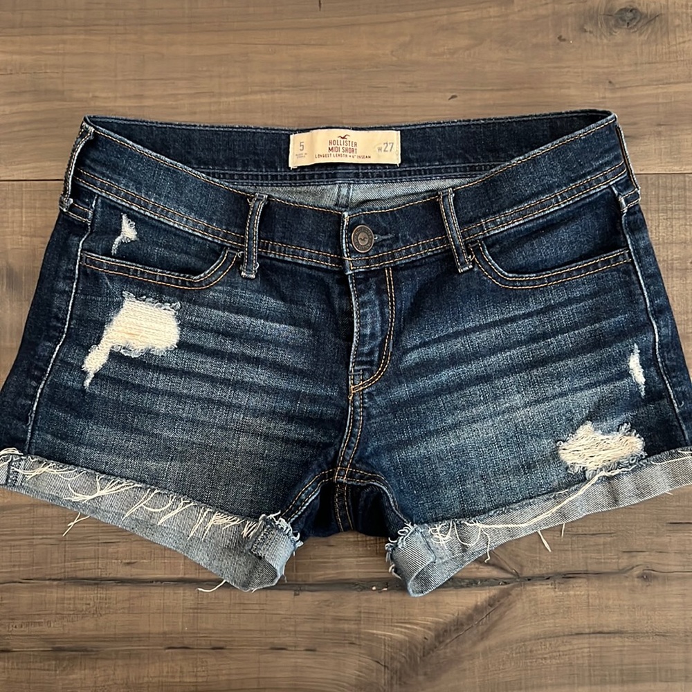 Hollister MIDI Shorts- Longest Length
